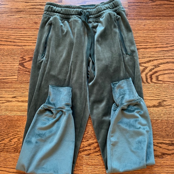 Velour sweatpants - Picture 3 of 3